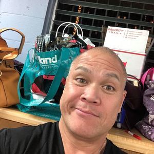 Meet your Posher, Casey